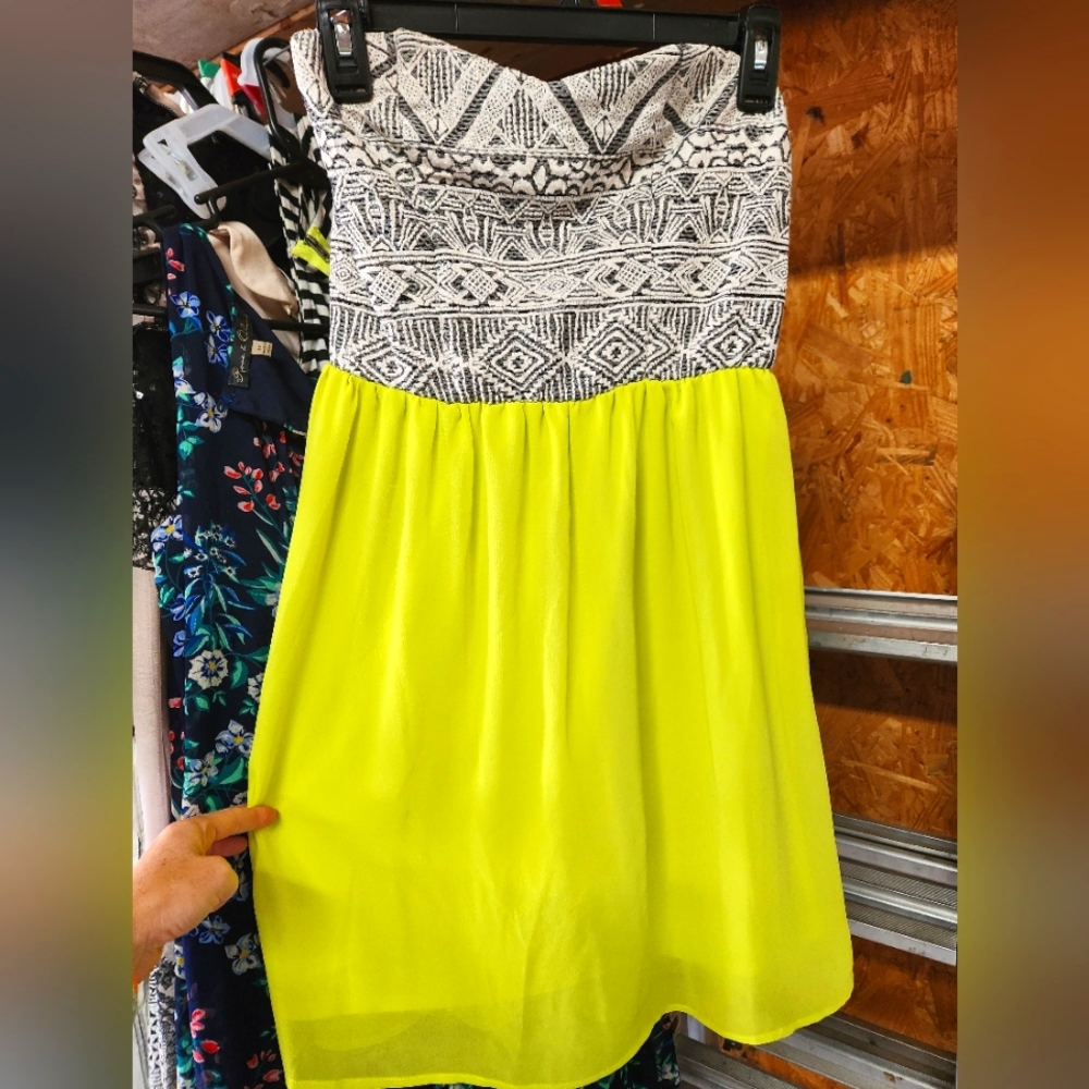 Xhilaration Strapless Dress